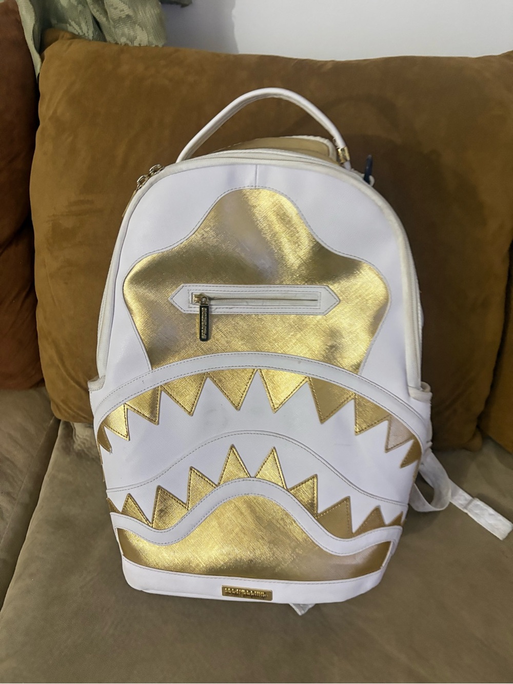 Sprayground Couture Realia Gold Backpack White Gold Shark Mouth DLX